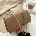 Bolsa de Ombro Feminina de Couro Giordana